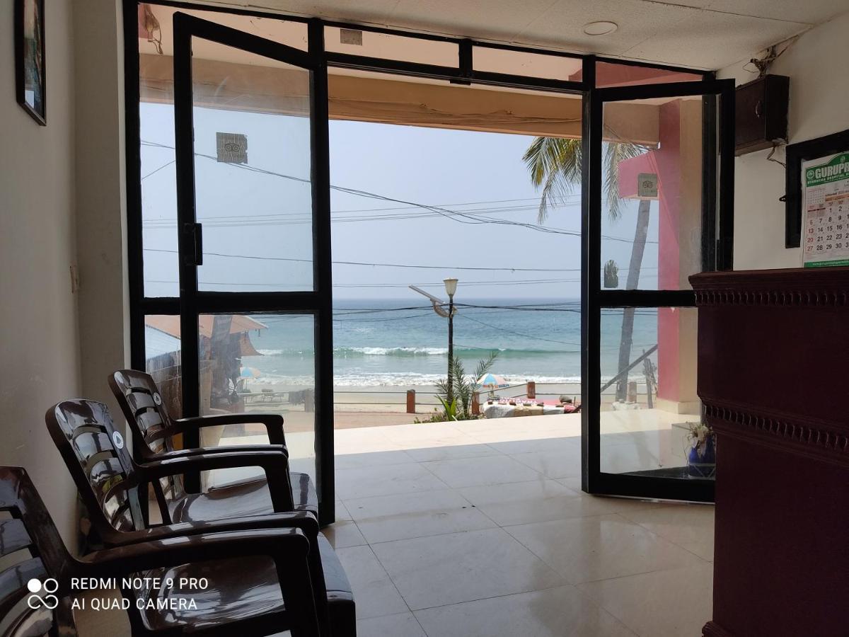 Orion Seaview Beach Hotel Kovalam Exterior foto