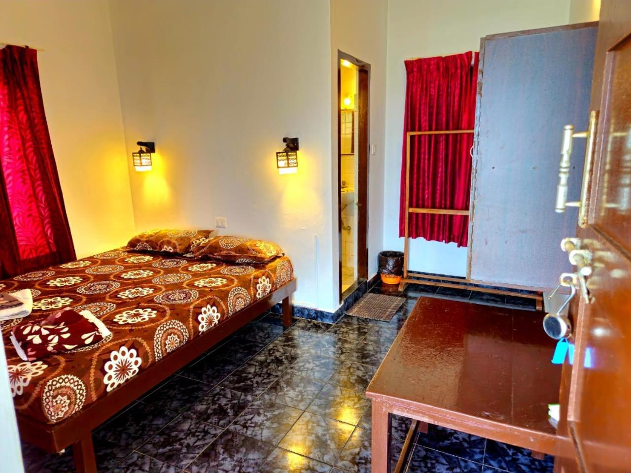Orion Seaview Beach Hotel Kovalam Exterior foto