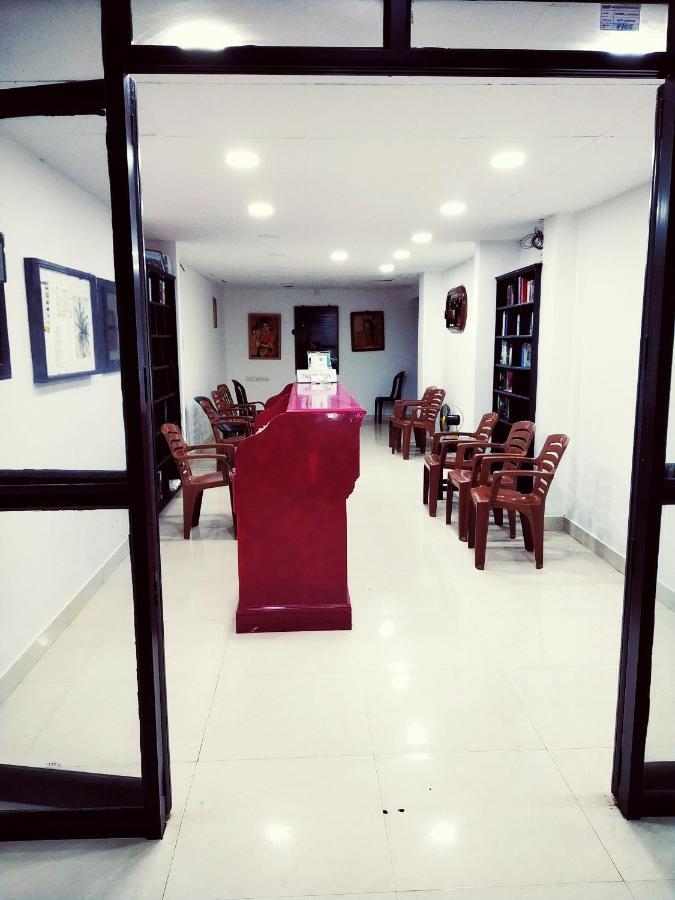 Orion Seaview Beach Hotel Kovalam Exterior foto